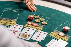 Antarmuka platform ink77 menampilkan pasar olahraga, permainan live-dealer, dan slot dalam satu dashboard